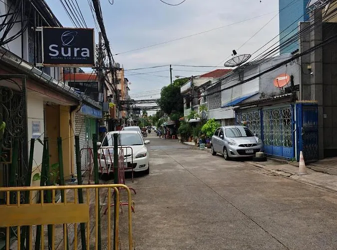 Sura Near Mrt Phra Ram 9 Albergue Banguecoque