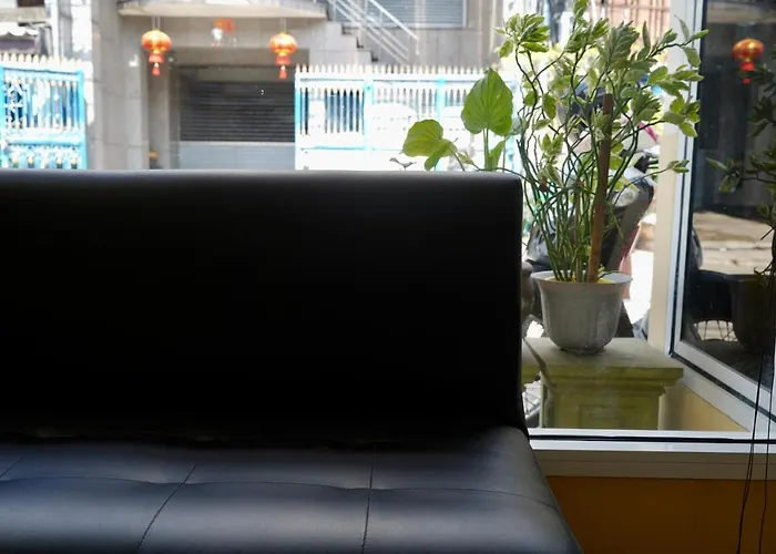 Sura Near Mrt Phra Ram 9 Banguecoque