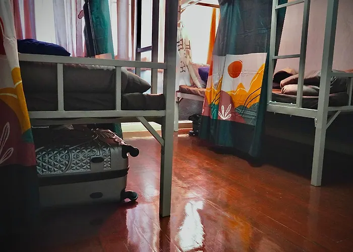 Sura Near Mrt Phra Ram 9 * Banguecoque